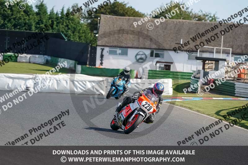 enduro digital images;event digital images;eventdigitalimages;mallory park;mallory park photographs;mallory park trackday;mallory park trackday photographs;no limits trackdays;peter wileman photography;racing digital images;trackday digital images;trackday photos